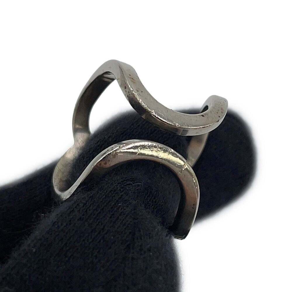 CHANEL Logo Ring - Picture 7 of 10